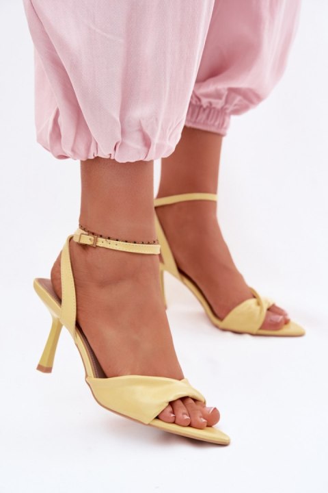 Sandały Model Sedira 3385 Yellow - Step in style Step in style