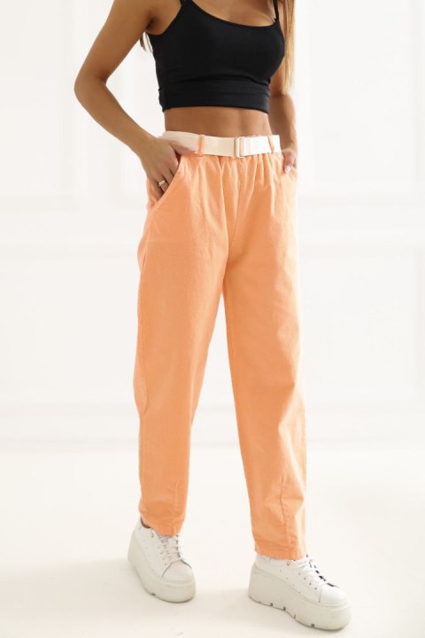 Spodnie Damskie Model IT-SP-26016.85 Light Orange - Italy Moda Italy Moda
