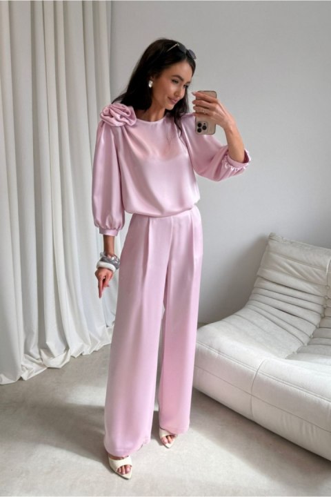 Bluzka Model Giana JRO BLU0178 Light Pink - Roco Fashion Roco Fashion