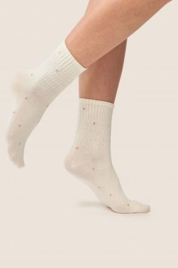 Skarpety Model SW/089 Ecru - Gabriella Gabriella