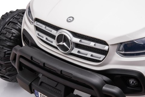 Auto Na Akumulator Mercedes DK-MT950 4x4 Biały LEAN CARS Auto Na Akumulator Mercedes DK-MT950 4x4 Biały LEAN CARS