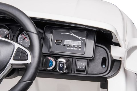 Auto Na Akumulator Mercedes DK-MT950 4x4 Biały LEAN CARS Auto Na Akumulator Mercedes DK-MT950 4x4 Biały LEAN CARS