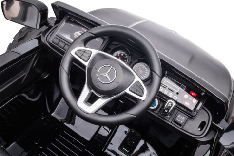Auto Na Akumulator Mercedes DK-MT950 4x4 Czarny Lakierowany LEAN CARS Auto Na Akumulator Mercedes DK-MT950 4x4 Czarny Lakierowany LEAN CARS