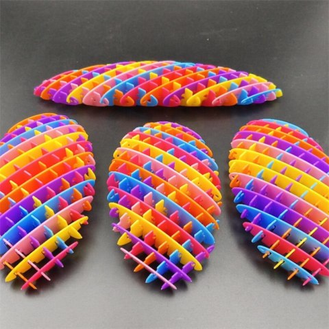 Zabawka Tęczowa Antystresowa Elastyczna Sensoryczna Kolorowa 10cm LEAN TOYS Zabawka Tęczowa Antystresowa Elastyczna Sensoryczna Kolorowa 10cm LEAN TOYS