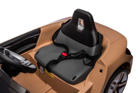 Auto Na Akumulator BMW I4 Złote 4x4 LEAN CARS Auto Na Akumulator BMW I4 Złote 4x4 LEAN CARS