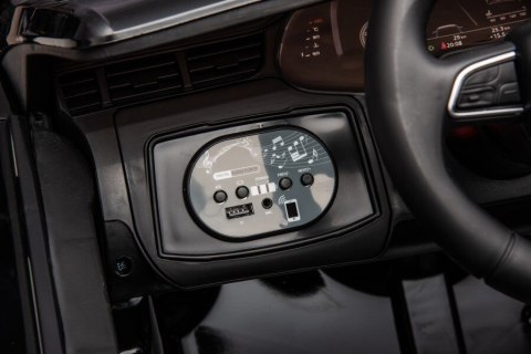 Auto na Akumulator Audi Q7 Czarne Lakierowane LEAN CARS Auto na Akumulator Audi Q7 Czarne Lakierowane LEAN CARS