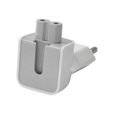 Adapter AC Akyga AK-AD-60 EU CEE 7/16 do C7 biały AKYGA Adapter AC Akyga AK-AD-60 EU CEE 7/16 do C7 biały AKYGA