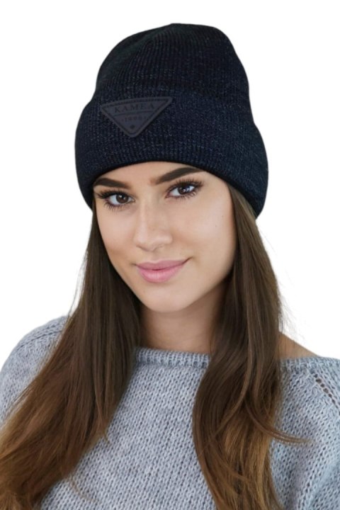 NAOMI beanie czapka zimowa z aplikacją kolor czarny - Kamea Kamea