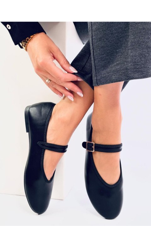 Baleriny z paseczkiem ROTARO BLACK - Inello Inello Baleriny z paseczkiem ROTARO BLACK - Inello Inello