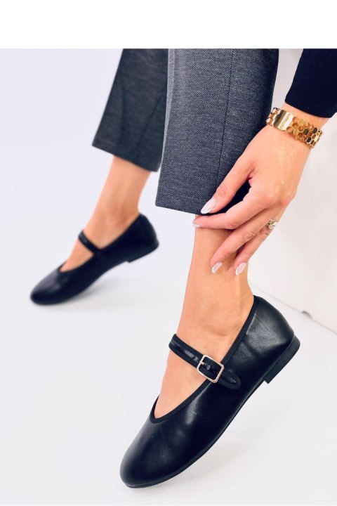 Baleriny z paseczkiem ROTARO BLACK - Inello Inello Baleriny z paseczkiem ROTARO BLACK - Inello Inello