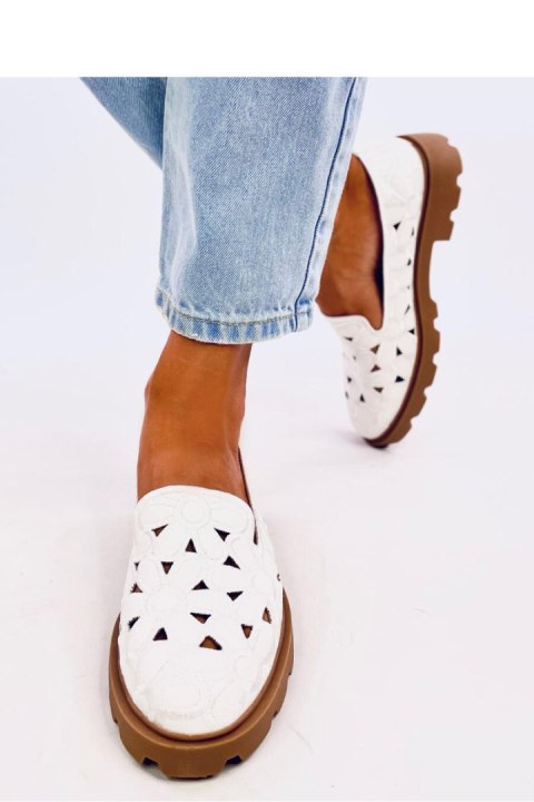 Mokasyny ażurowe REDONI WHITE - Inello Inello Mokasyny ażurowe REDONI WHITE - Inello Inello